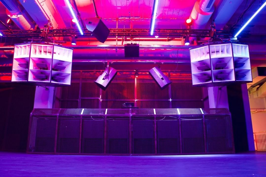 neınzer tweet media