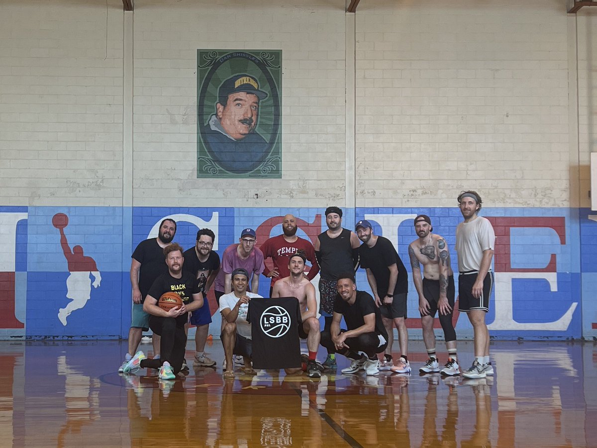 Low Skill Basketball tweet media