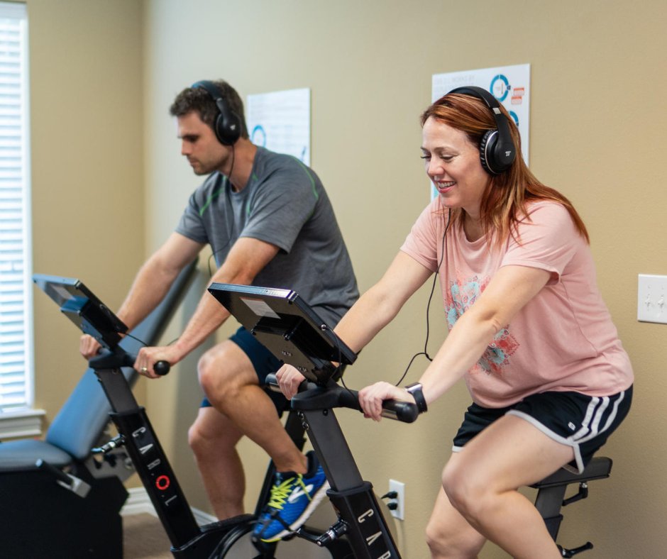 Fit2_20's tweet photo. Better than a bike!

Science took over this bike and made it intuitive. Each sprint pushes you to the max. Just 40 seconds provides the same benefits as a 45-minute jog. 

That's a big claim, but we can prove it. At Fit 2-20, we find the smartest equipment to achieve the best https://t.co/cbvFz7z5SU