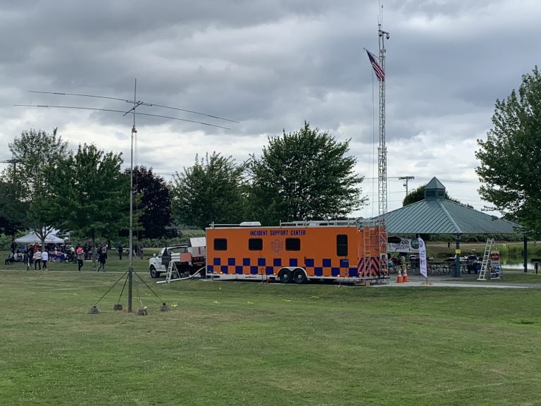 ARRL Field Day 2022 is upon us! Please join the Sky Valley Amateur Radio Club at Lake Tye Park in Monroe, WA and see what amateur radio is all about. You can’t miss us in the bright orange Emergency Management trailer! #ARRLFD #hamradio
