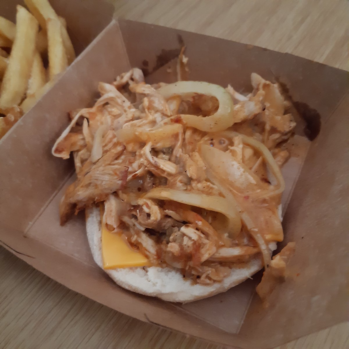 adelebasson's tweet photo. Hey @NandosSA - we know that it's a tough economy, but I would still like the top bun of my sandwich... https://t.co/9uwHmmL2Qn