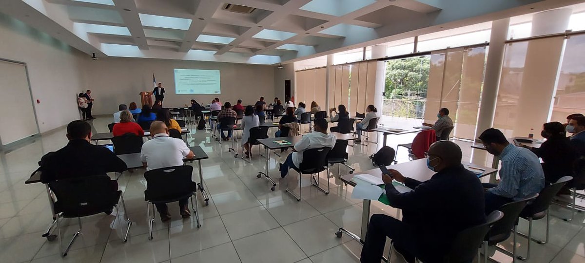 PabloRiRoRu's tweet photo. Presentación ante la Comisión de Productos Químicos los avances y proyecciones de #COPS4 en materia de capacid laboratoriales, regulaciones, eliminación de res peligrosos y educacion todo asociado a los productos químicos
@MIAMBIENTE_HN @PNUDHonduras @CESCCOMiAmbient #thegef https://t.co/3MEAgMkyjh