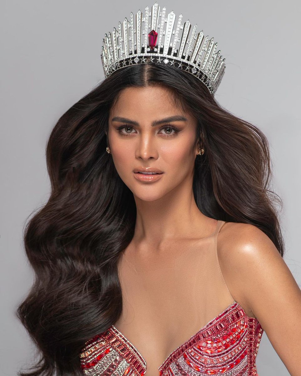 VitchAlexandro's tweet photo. “LOVE IS UNIVERSAL...” – Fuschia Anne Ravena 👑✨🇵🇭
#MissinternationalQueen2022 https://t.co/C7zSDFk5EA