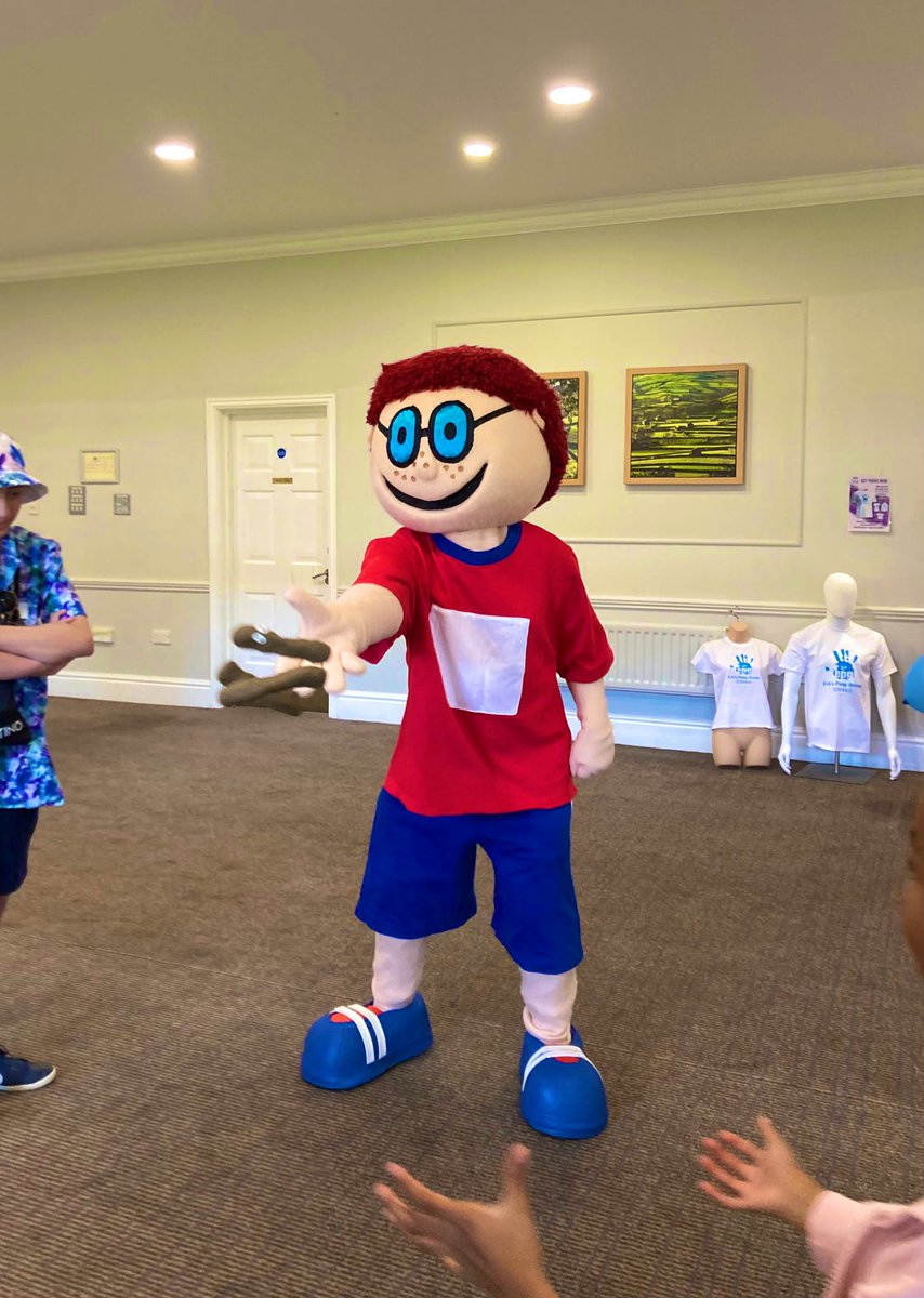 Great day at <a href="/erbspalsygroup/">Erb's Palsy Group UK</a> fun day. Thanks for inviting us and so lovely to see so many familiar faces 👏🏻 #erbspalsy #erbspalsyawareness #physio #OT #therapy #lobalooroll <a href="/LeedsPlastics/">Leeds Department of Plastic Surgery</a> <a href="/LTHTHandTherapy/">Leeds Hand Therapy</a> <a href="/LeedsPlexus/">Brachial Plexus Leeds</a> @TRSCSU <a href="/LeedsHospitals/">Leeds Teaching Hospitals</a> <a href="/LTHTTherapyCSU/">LTHT Adult Therapies CSU</a> <a href="/LTHTPhysio/">Leeds TH Physio</a> <a href="/LTHTOT/">Leeds TH OT</a>