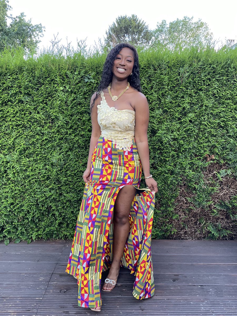 tibidejong's tweet photo. I can finally add prom Queen to my Cv 👸🏾 https://t.co/js3p5sPDly
