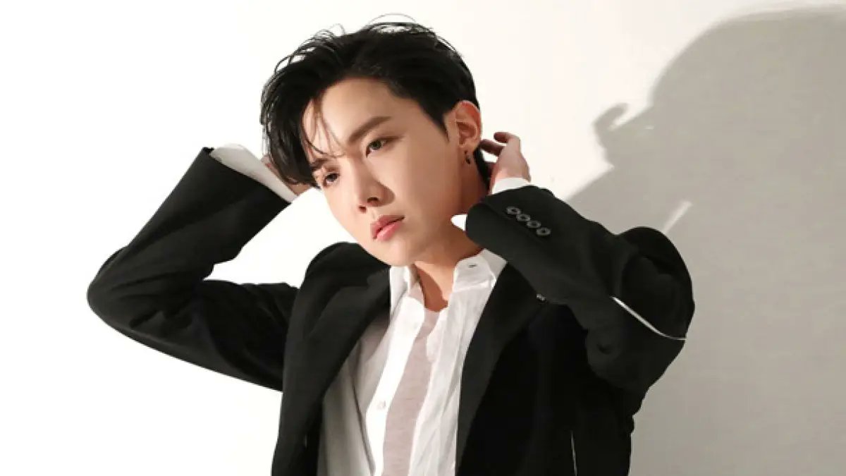 J-Hope: BTS rapper J-Hope teases first look of upcoming album 'Jack In The  Box', new single 'MORE' to release on July 1 - The Economic Times