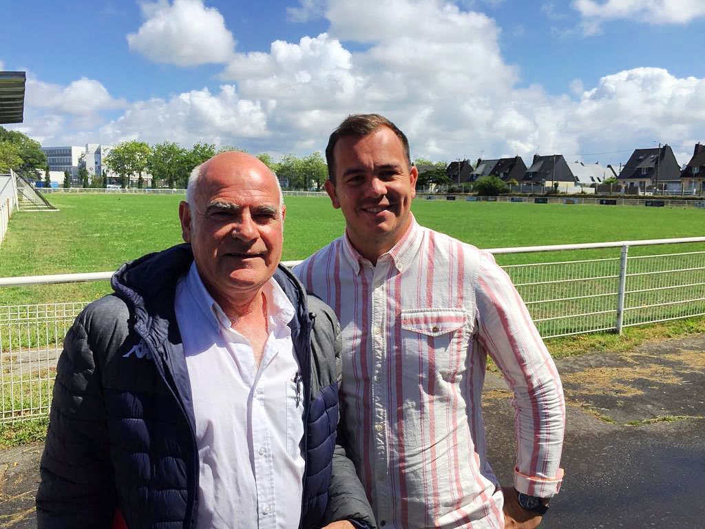 RonanLoas's tweet photo. Assemblée générale du @FCPloemeur ⚽️ 

Satisfactions pour les résultats du club avec la montée en Ligue pour l’équipe B. Des bons résultats aussi pour l’école de foot et de gros espoirs pour la saison prochaine, le staff d’encadrants pourrait s’étoffer de nouveaux joueurs https://t.co/dn0EyIn5jI