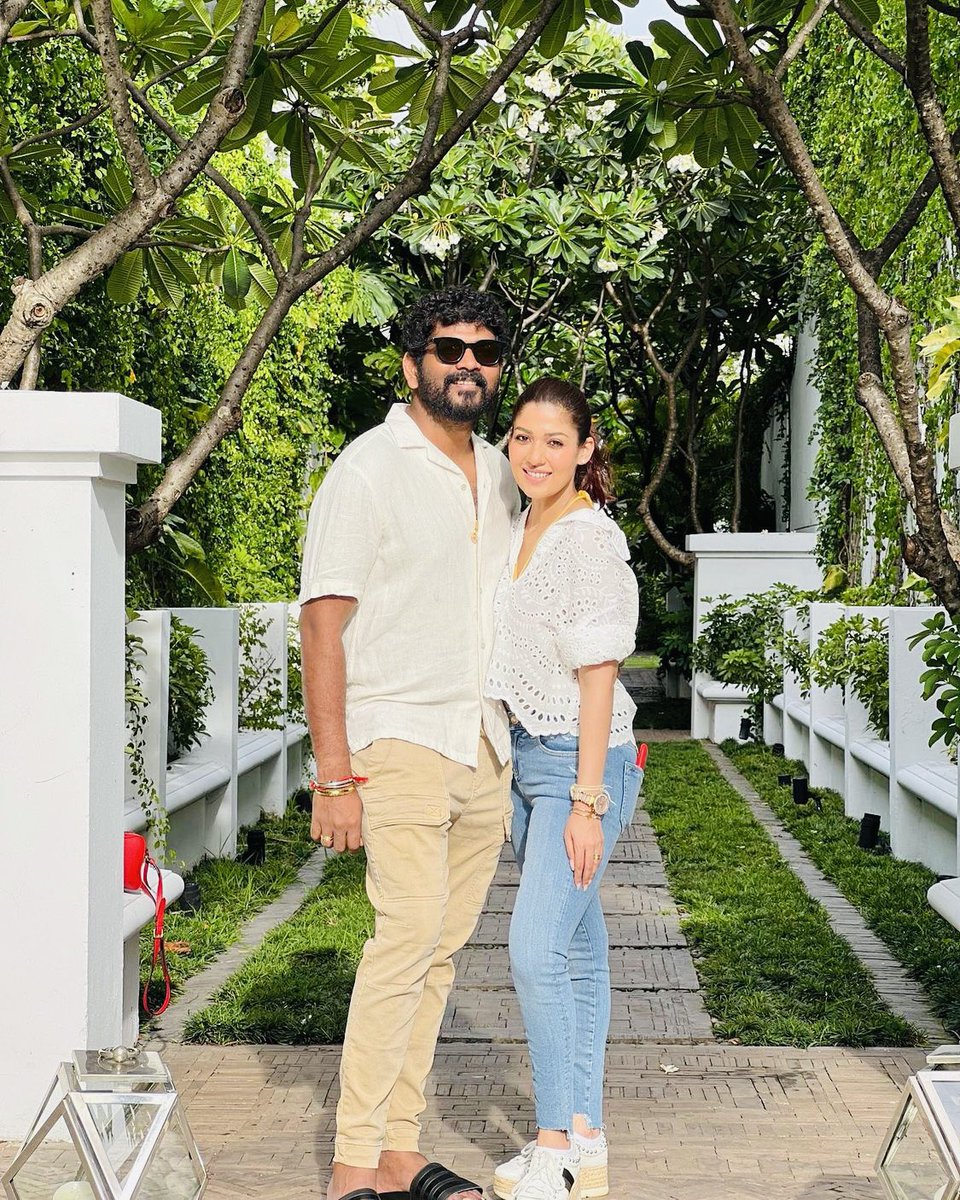 NayantharaU's tweet image. 🫶🏻#WikkiNayan 👩‍❤️‍💋‍👨