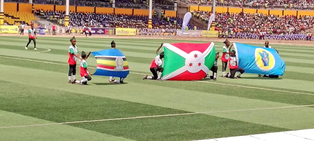 ABPInfos's tweet photo. #Burundi Les majorettes de @MairieBuja sont au rendez-vous au stade #Nkurunziza Peace Park Complex Stadium de @makambaProvince pour agrémenter les cérémonies. https://t.co/moR4pvOByC