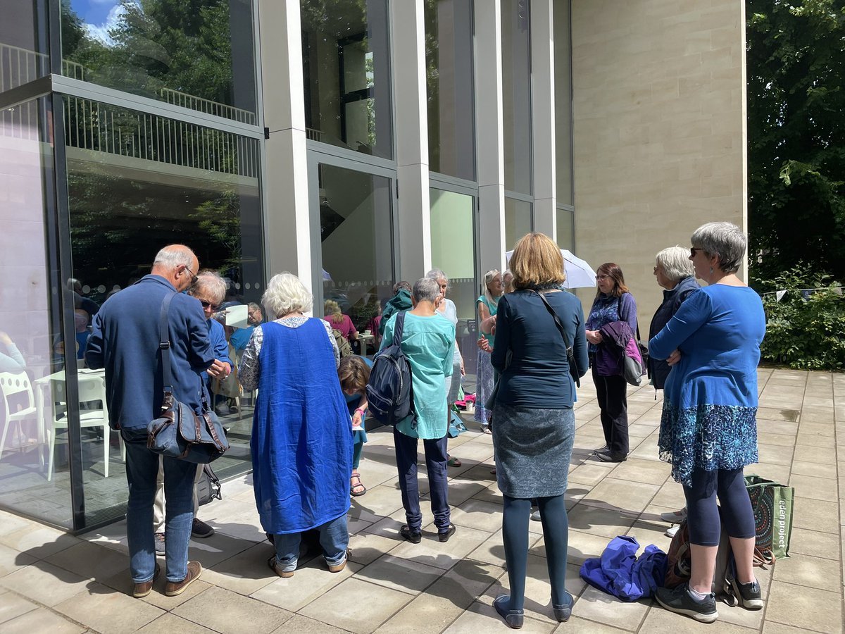 So excited to welcome nearly 500 singers from across Bristol for our inaugural #SingingCity <a href="/stgeorgesbris/">St George's Bristol</a>. Wonderful to have the spaces full of song 🎶😊