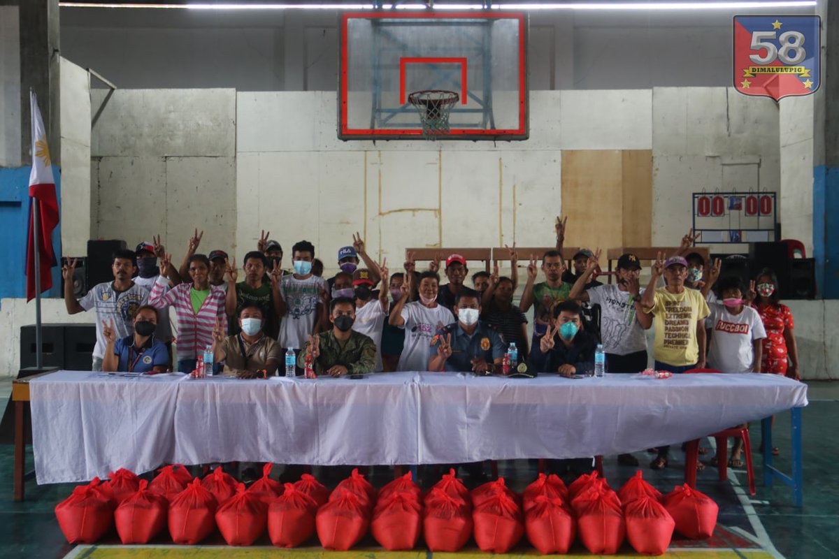 DimalulupigH's tweet photo. CLAVERIA, Misamis Oriental – The 58th Infantry Dimalulupig Battalion conducted a Peaceful Family-Oriented Approach in addressing communist insurgency, at the Municipal Gymnasium in Salay on June 23, 2022.
 
#58thInfantryDimalulupigBattalionTroopers 
#AFPyoucanTrust https://t.co/og8h9FyWGU