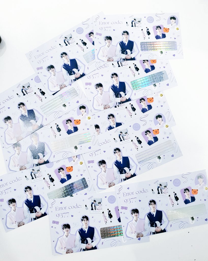 yolo_8282's tweet photo. @93Errorcode77 220625 시에러 카페 로우 필름카페 후기! 입구에서부터 한복 입은 솸찬이 반겨준 카페! 내부는 아기자기하니 진짜 넘 이쁘게 꾸며져 있고 특전도 다 넘 귀엽고 럭드는 11개 했는데 8,9,11번만 왕창 나왔다는🤣그래두 완성하니 넘 예쁘다! #시맨틱에러 #박서함 #박재찬 #Errorcode_9377 https://t.co/MQReWcJHrH