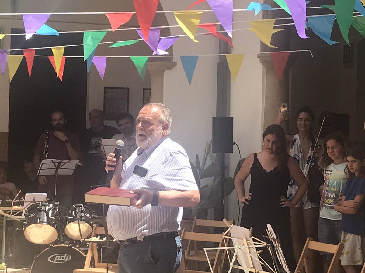 Enhorabona a l <a href="/EMBunyola/">EMBunyola</a> i a Pere Riera Fiol per aquest curs i pels 22 anys de dedicació a #bunyola !!! Un poble unit per la música !