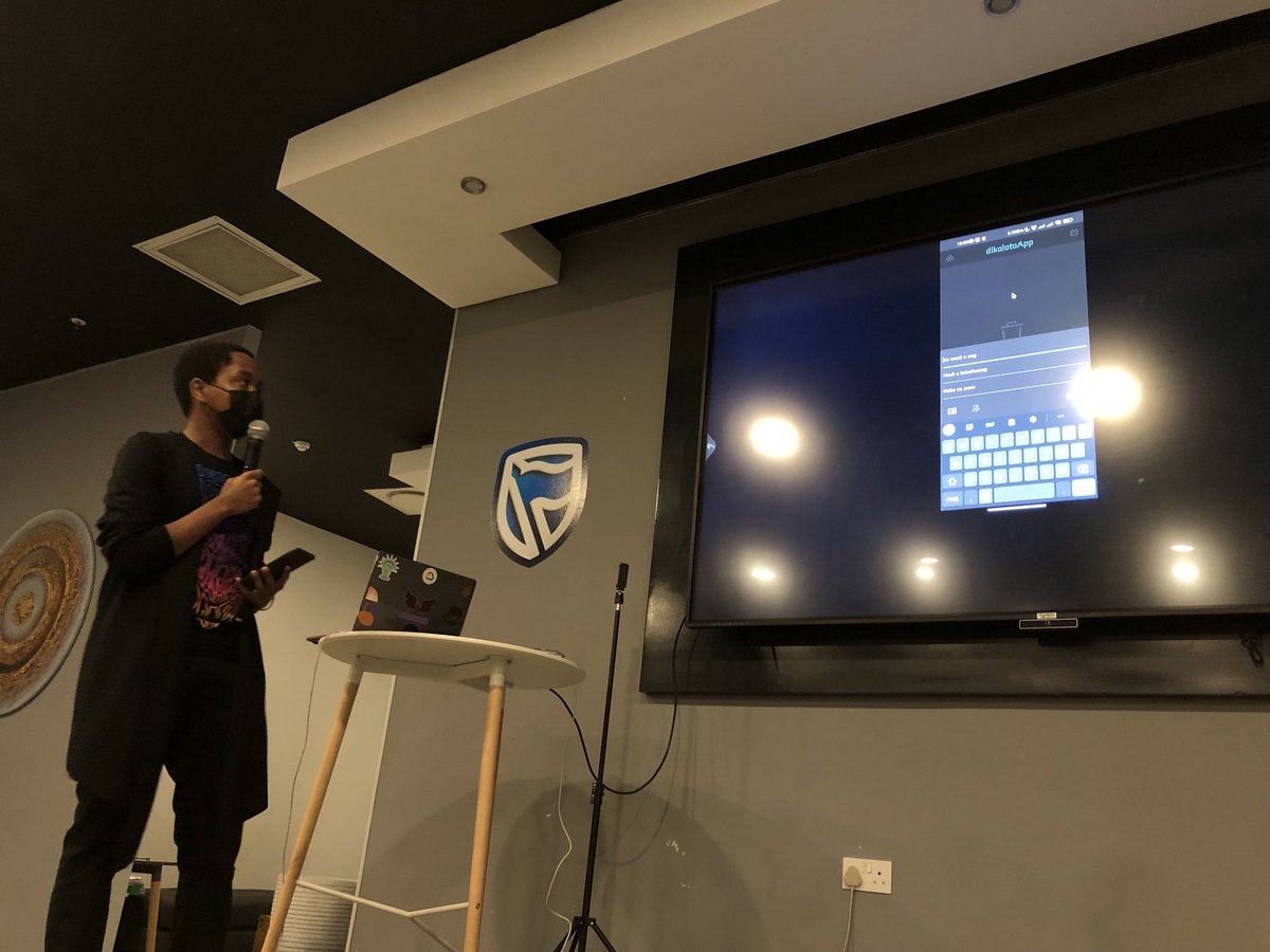 iam_malc's tweet photo. One of our developers, โฆ@ThutoJohnson,โฉ presenting his app, built on #Flutter at #IOExtendedBW #IOExtended22 #GDGGaborone @googledevs https://t.co/do9VliO3G0