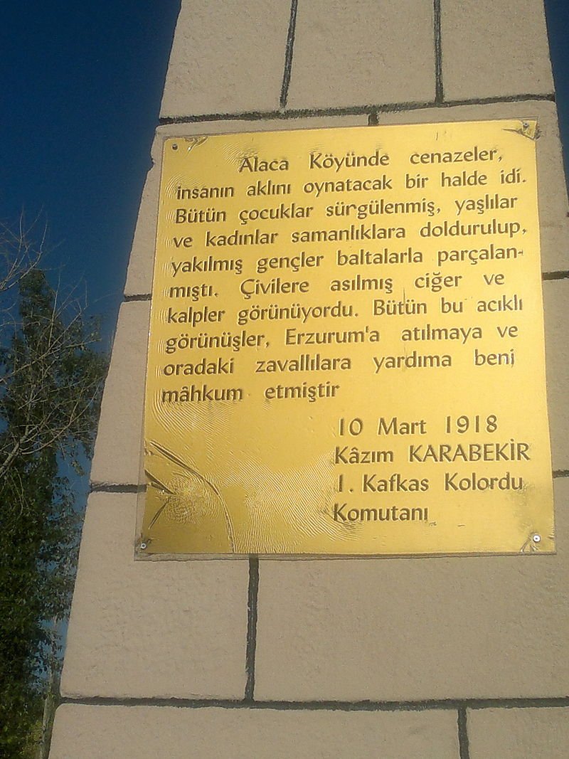 turukus's tweet photo. Erzurum'un Alaca köyünde Mart 1918'de Ermeniler tarafından katledilen Şehit Türkler Anıtı 📸 https://t.co/pBJjp9esrY