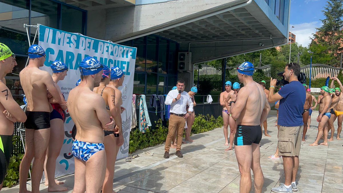 ppcarabanchel's tweet image. El concejal @AlvaroGLopez ha dado salida al maratón solidario de natación organizado dentro de las actividades del “II Mes del deporte en #Carabanchel”. Lo recaudado irá destinado a la Fundación que promueve la investigación del síndrome #invdup15q #epilepsia #TEA. @Funinvdup15Q