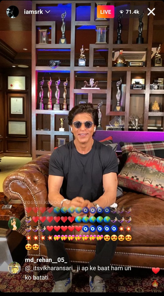 CoolYogi7's tweet photo. Love you KING @iamsrk ❤❤❤❤
#30YearsOfShahRukhKhanEra #30YearsOfShahRukhKhan #30YearsofSRKEra https://t.co/jjPtrl6QX7