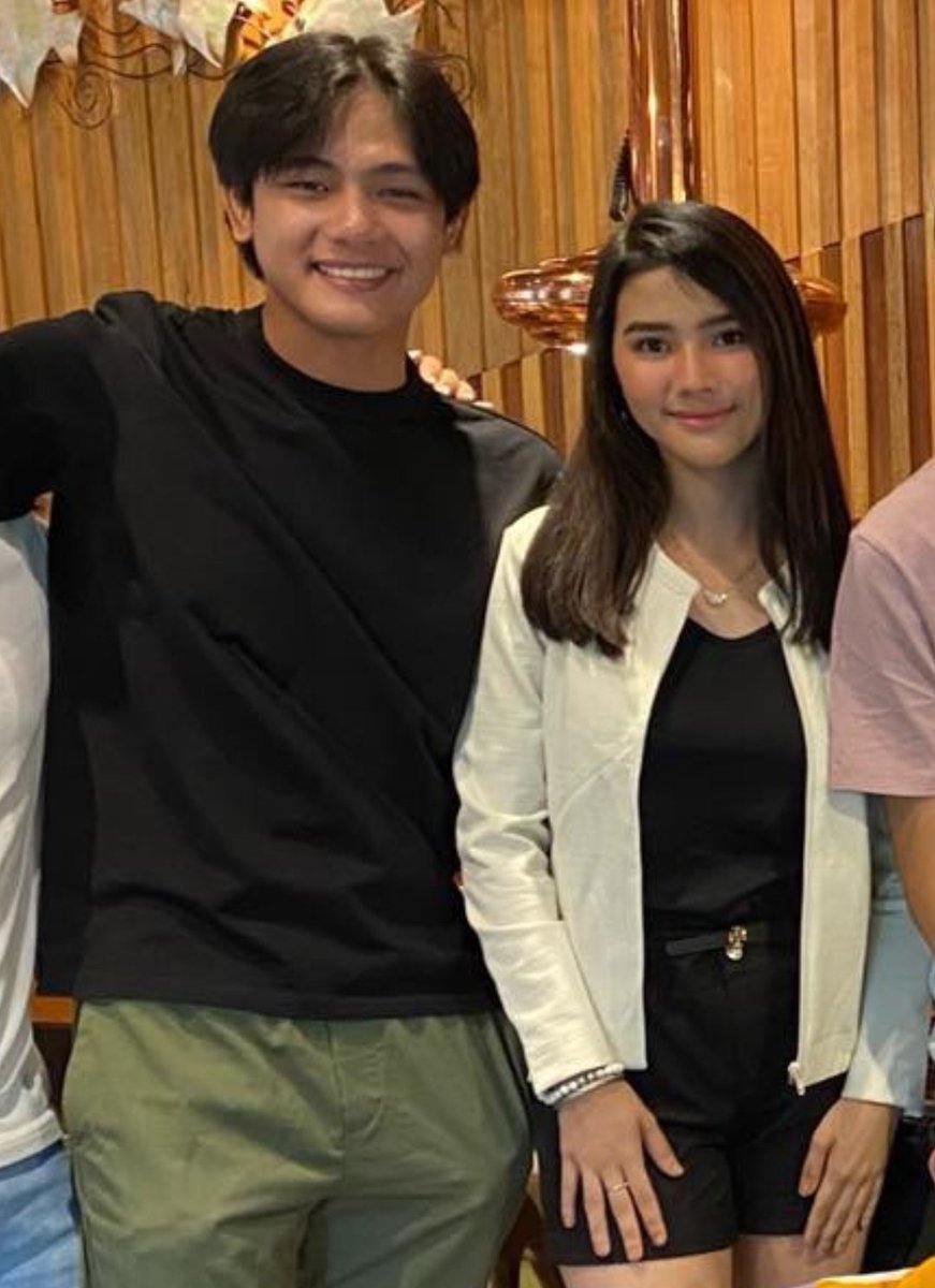 MaxTineGlobal's tweet photo. Natuwa lang lol🤷‍♀️ https://t.co/ZCgjh0IP06