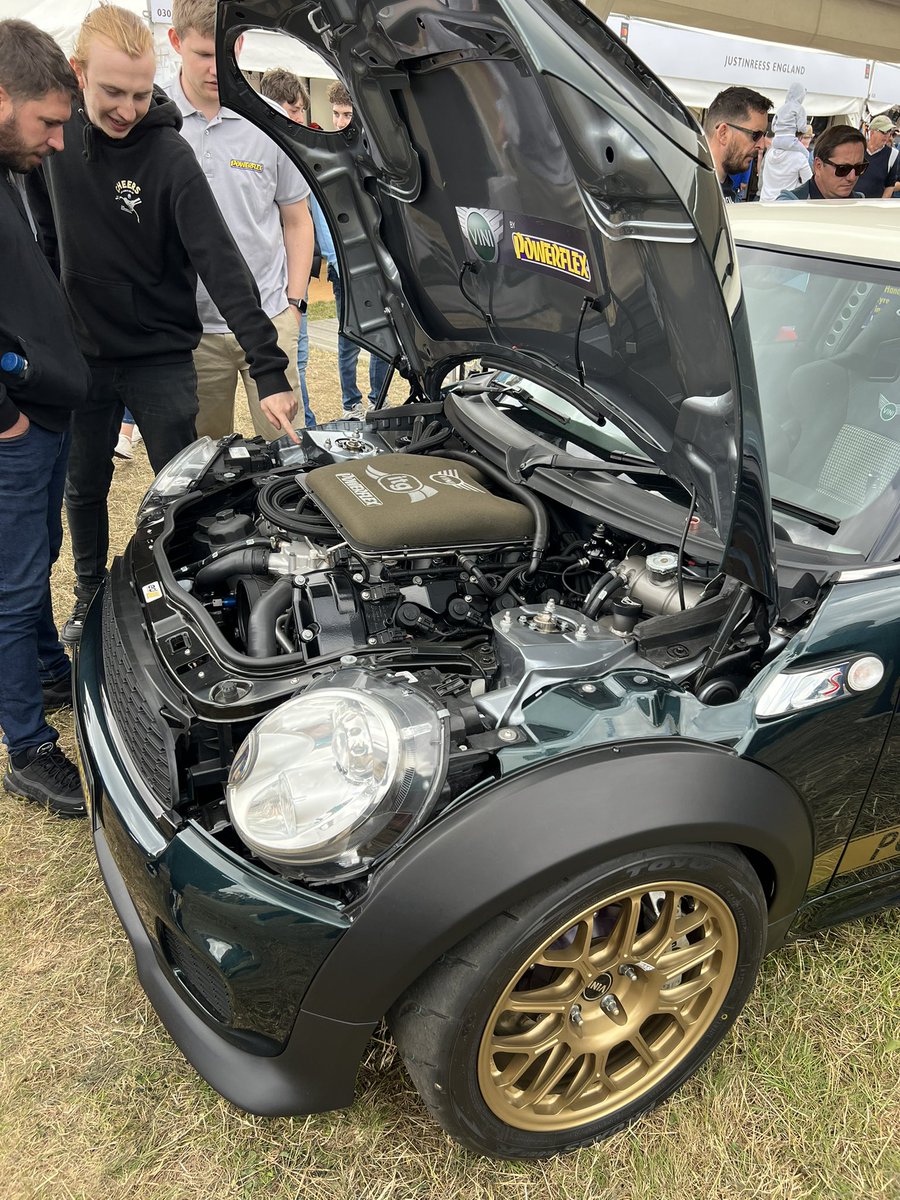 Day 3 at #fosgoodwood and still excited by everything to see! <a href="/singervehicles/">Singer Vehicle Dsgn</a> Turbo Study is sublime in Wolf Blue, <a href="/forduk/">Ford UK</a> #VeryGayRaptor is 🌈 representing, Delage D12 😧 and Mini V8 🤪 - and get to share today with boyfriend too! 😍👨🏻‍🤝‍👨🏼☀️👏🏻