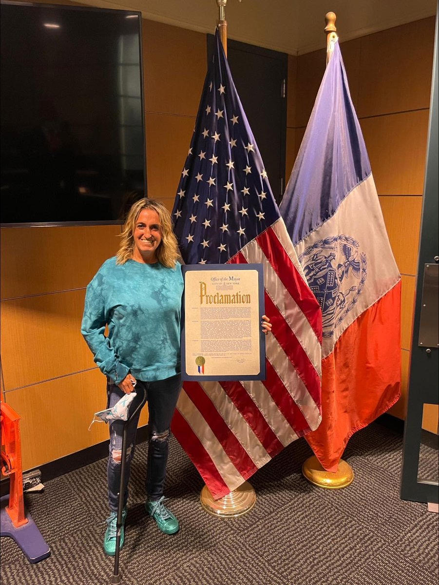 justinsmomnyc's tweet image. Thank you to NYC Mayor Eric Adams for supporting World Scleroderma Day. The National Scleroderma Foundation &  our community of patients appreciate the acknowledgment and support in raising awareness for this rare and incurable disease.  #TealForScleroderma  #KnowScleroderma