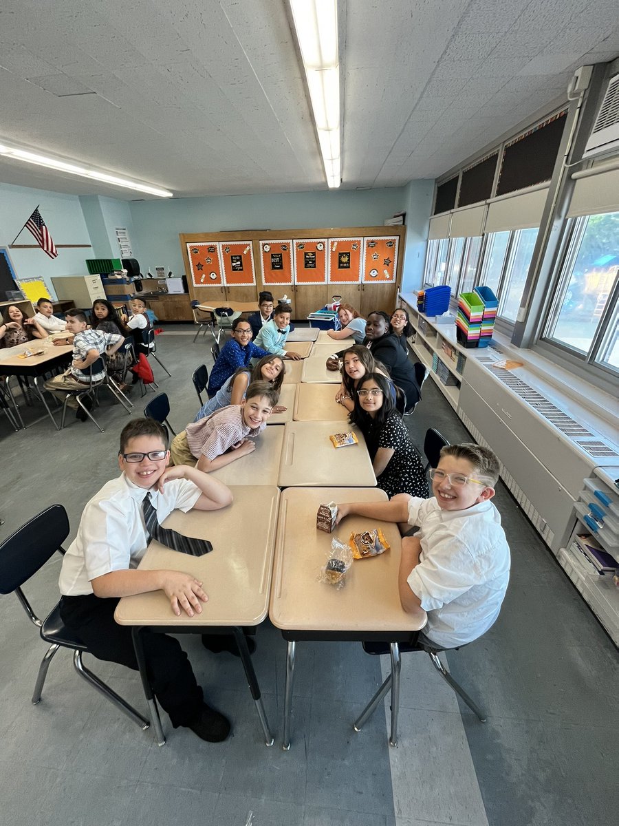 Mrs. Macaluso tweet media