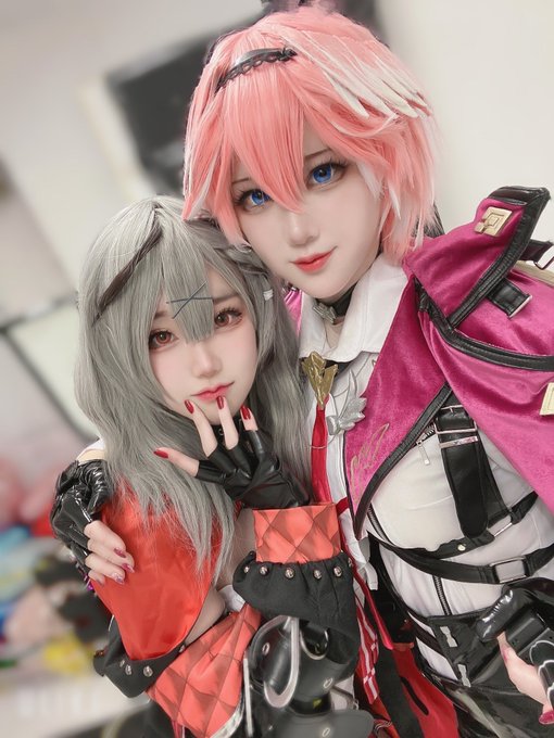 Twitterのコスプレ画像15