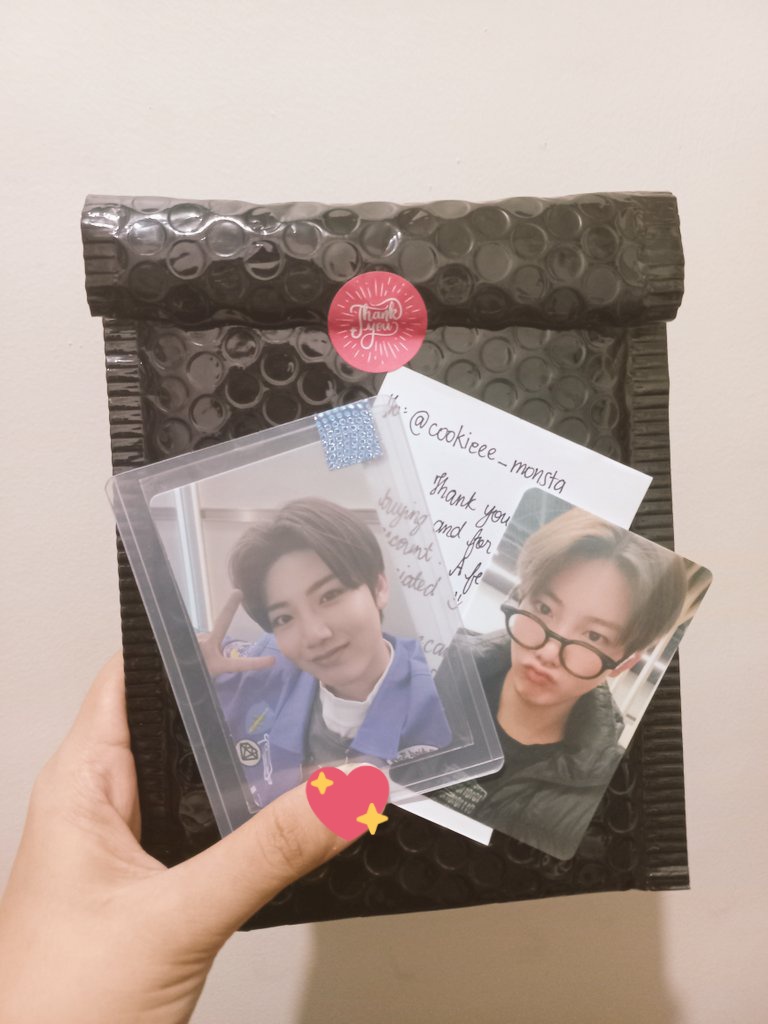 cookieee_monsta's tweet photo. ๐: Happy mail !~
Hello @isecart Junkyu Wv pob has already arrived. Thankyou for the very secured packaging and cute kyu freebie, and also for the updates! Hope you are well and healthy~๐ค #isecart_feedback https://t.co/qEUZPdO4hn