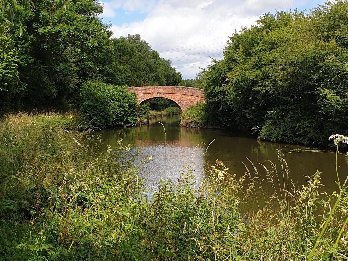 KingmakerScribe's tweet photo. A saunter by the Soar from #zouch to #LOUGHBOROUGH and back. https://t.co/8Vp2SDxqqL