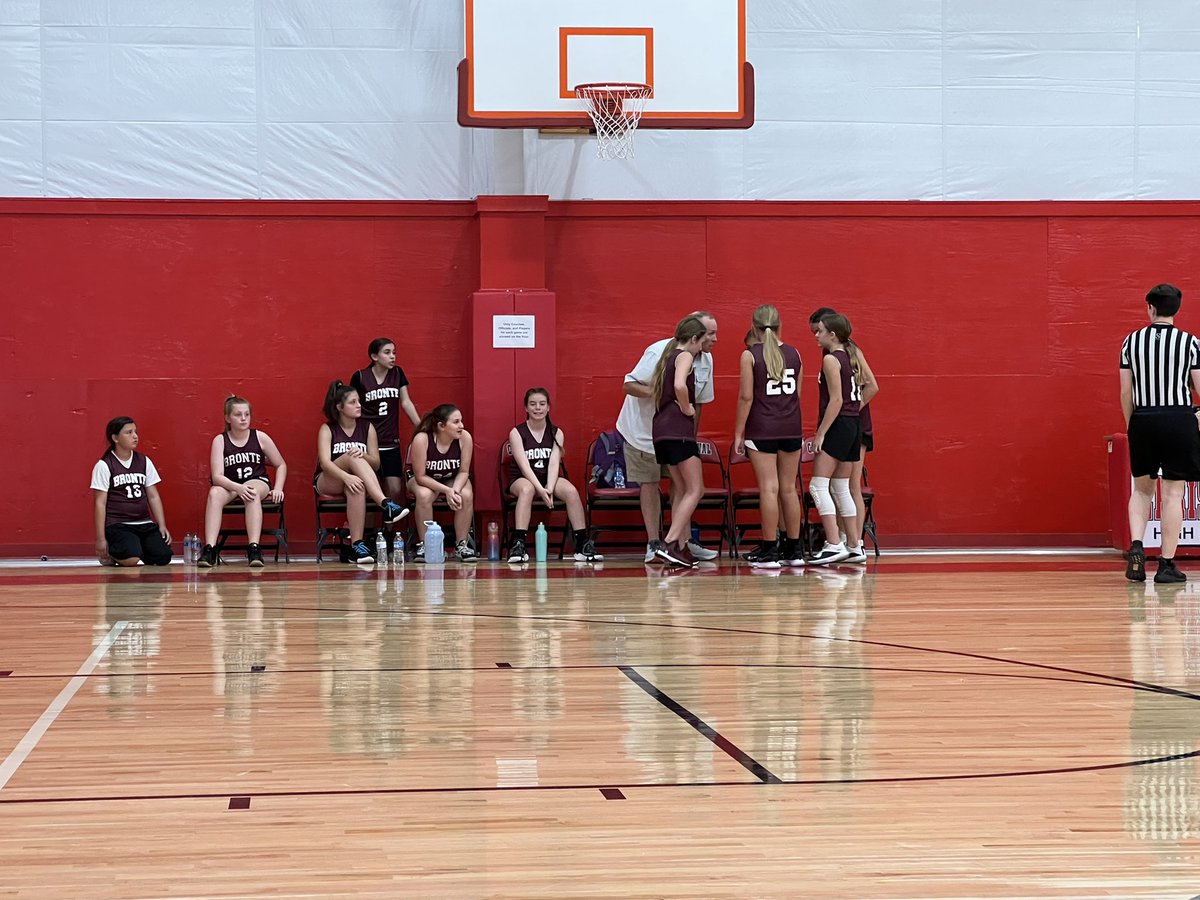 BronteWBB's tweet photo. Summer League basketball for JH and Varsity finished up last night! I really appreciate the dedication of the students who came out and played this summer! It means a lot to our program! 🤘🏀

And a HUGE thank you for the coaches who volunteered their time to these teams. https://t.co/xak03W3F6p
