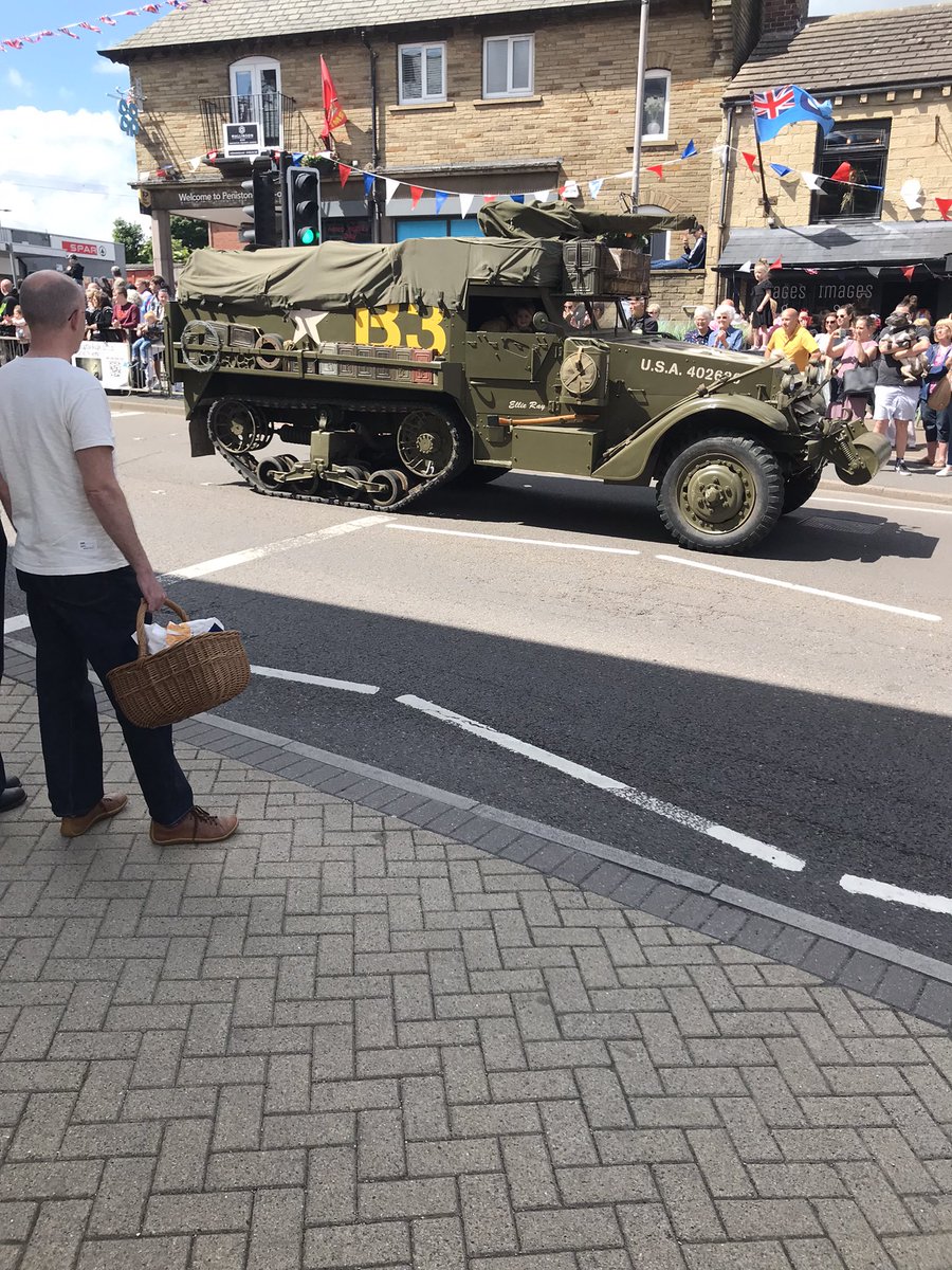 sg_tomlinson's tweet photo. Great for our children to learn the sacrifices made by previous generations to enable us to have today’s freedom #ArmedForcesDay #slatergordonuk https://t.co/NS8NNWHDR9