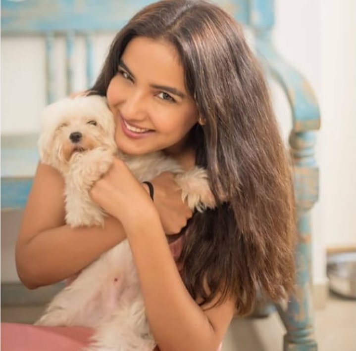 Let's start activity 
JASMINs BDAY WEEK 
#JasminBhasin