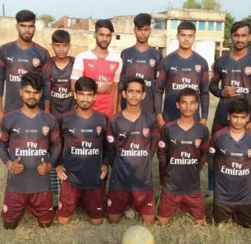 PirloPio's tweet photo. A N D College shahpur patory ___Young star football club shahpur patory 💓💓⚽️⚽️⚽️💓💓 https://t.co/CHCbbfQlJo
