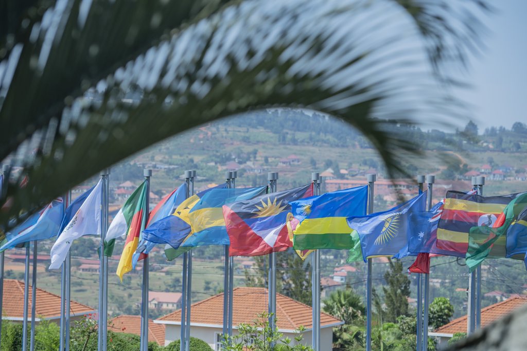 President Kagame joins other Commonwealth Heads of Government for the #CHOGM2022 Retreat, a high-level closed-door meeting to decide the community’s priorities for the next two years.