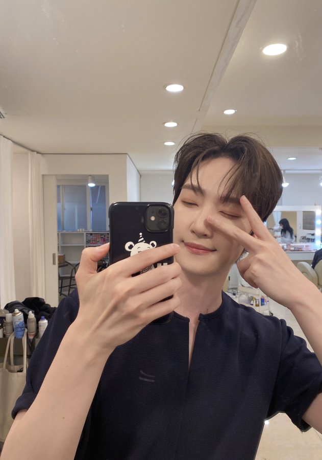 240622 ~ BLACKLEVEL Twitter Güncellemesi: 

Weebee!!!! 🖤🖤🖤🖤🖤🖤🖤

#블랙레벨 #BLACK_LEVEL
#UIN  #WE_B #위비