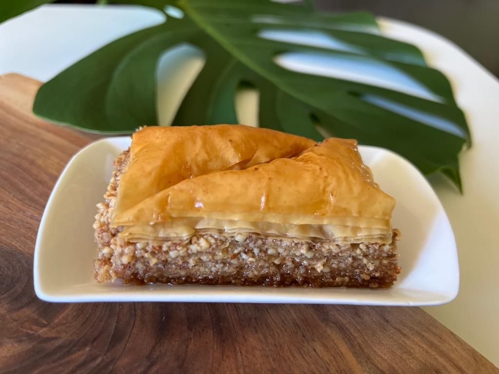 CrushedAlmondKW's tweet photo. Visit us and taste Ferah's Baklava, a sweet childhood favourite. ❤️ We're open Saturday and Sunday, 8 am - 2 pm. 🐘
#CrushedAlmondCafeBakery  #kitchenerfoodies  #turkishbakery #CrushedAlmondCafeBakery #kitchenerfoodies #kitchenerbaker  #Baklava  #waterloofoodies #waterlooeats https://t.co/L5sedGthGl