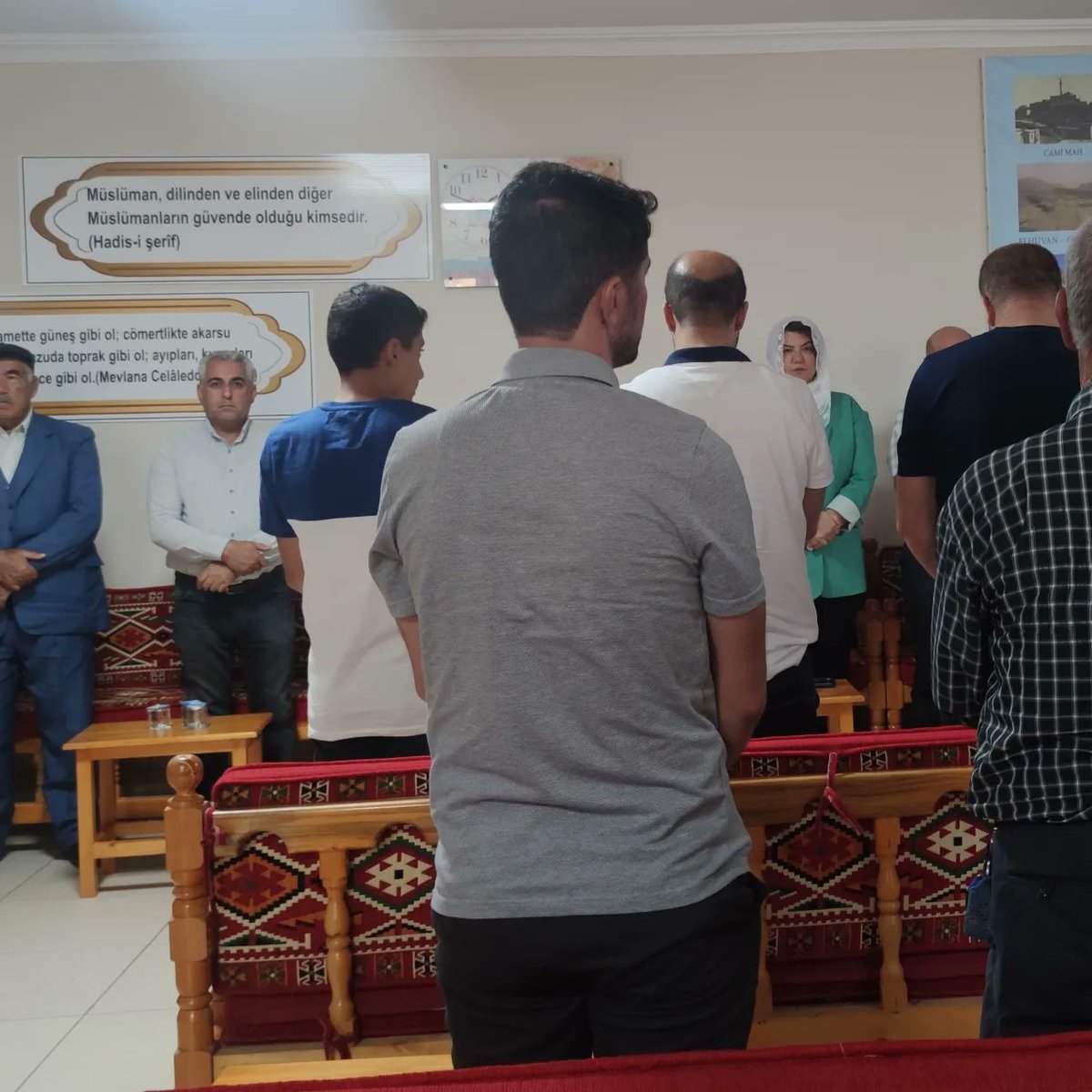 Kepoluasuna's tweet photo. Önceki Dönem Ak Parti Hazro Belediye Başkanımız Sn.Fethullah MEHMETOĞLU'nun oğlu ve İlçe Başkanımız Sn.Cemal MEHMETOĞLU’nun Abisi Merhum Veysi MEHMETOĞLU'nun mevlidine katıldık. Allah kabul etsin.

Rabbim rahmet eylesin; makamı Alî, mekanı cennet olsun... https://t.co/rMfQrVifYa