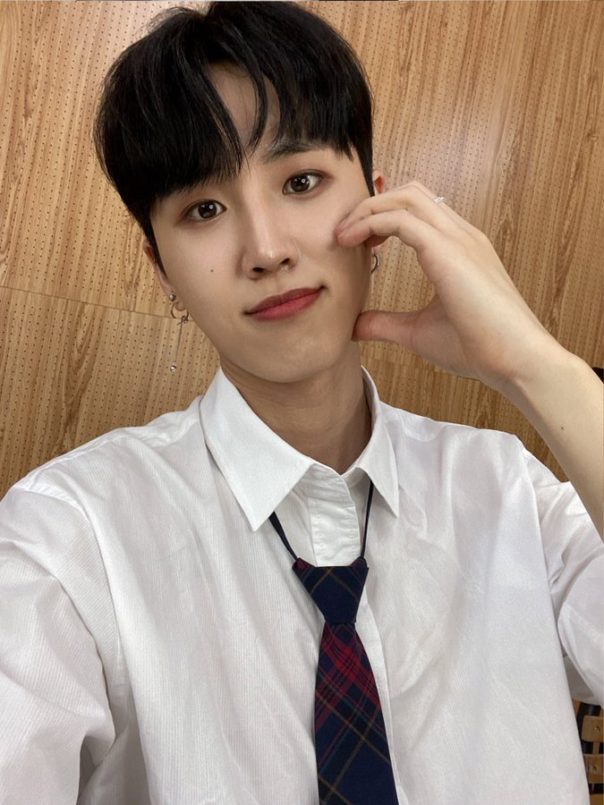 240622 ~ BLACKLEVEL Twitter Güncellemesi

#YOUNGHOON

Wibi'ler haydi gidelim ❤

#BLACK_LEVEL