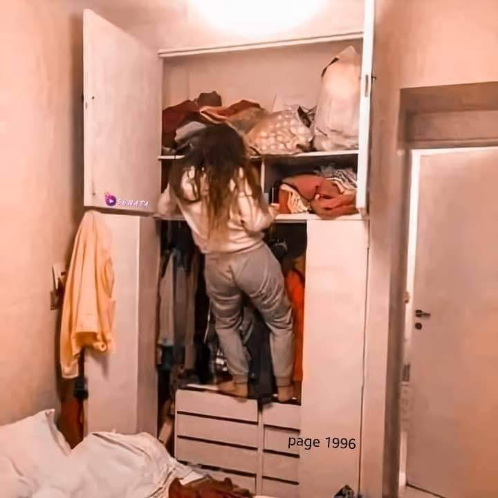 DigingoPR's tweet photo. Every Short girl story 🥱 https://t.co/2lHG7cW2tU