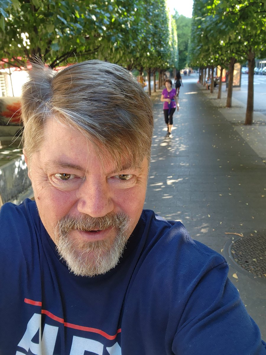 Andrew Fine (@afineblogger) on Twitter photo Loaded day today! Campaign sandwich. Starts w morning <a href="/themet/">The Met</a> for <a href="/AlexBores/">Alex Bores</a> , a clean up on 86th that I'm organizing at 11am, then back on trail for the public safety candidate with vision and integrity, <a href="/AlexBores/">Alex Bores</a> . Vote today! (I think there might be a beer at end of rainbow.) Loaded day today! Campaign sandwich. Starts w morning <a href="/themet/">The Met</a> for <a href="/AlexBores/">Alex Bores</a> , a clean up on 86th that I'm organizing at 11am, then back on trail for the public safety candidate with vision and integrity, <a href="/AlexBores/">Alex Bores</a> . Vote today! (I think there might be a beer at end of rainbow.)