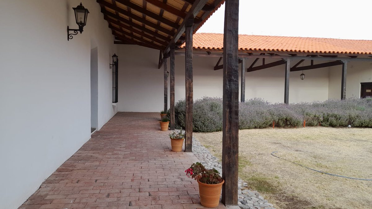 CasaReplica's tweet photo. ✨BUENOS DIAS.

Hermoso día para visitar nuestra Réplica.
La felicidad es un viaje, no un destino.                                                             #CabildoenSanLuis #RespiraSanLuis #ViviSanLuis #SanLuisTurismo https://t.co/2TKkUlXeWC