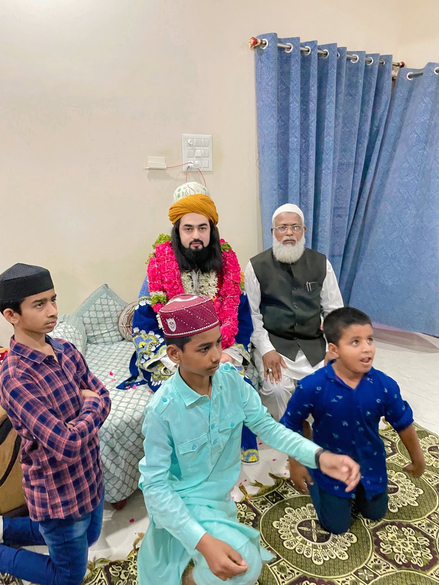 ZarifBabaa's tweet photo. Khwaja Zarif Baba
Syed Zarif Chishti
Zinda Wali, Sufi Saint, Leader Of Chishti Sisila
Zarif Chishti
Zarif baba
Khwaja Garib Nawaz Moinuddin Chishti Ajmer Sharif Ka Dada Murshdi ke Aulad se 
⁦#ZarifBaba⁩ #SyedZarifChishti⁩ ⁦#KhwajaZarifbaba
👑ज़रीफ बाबा 🌹 ZARIF BABA 🌹 https://t.co/6OQZTIH30Q