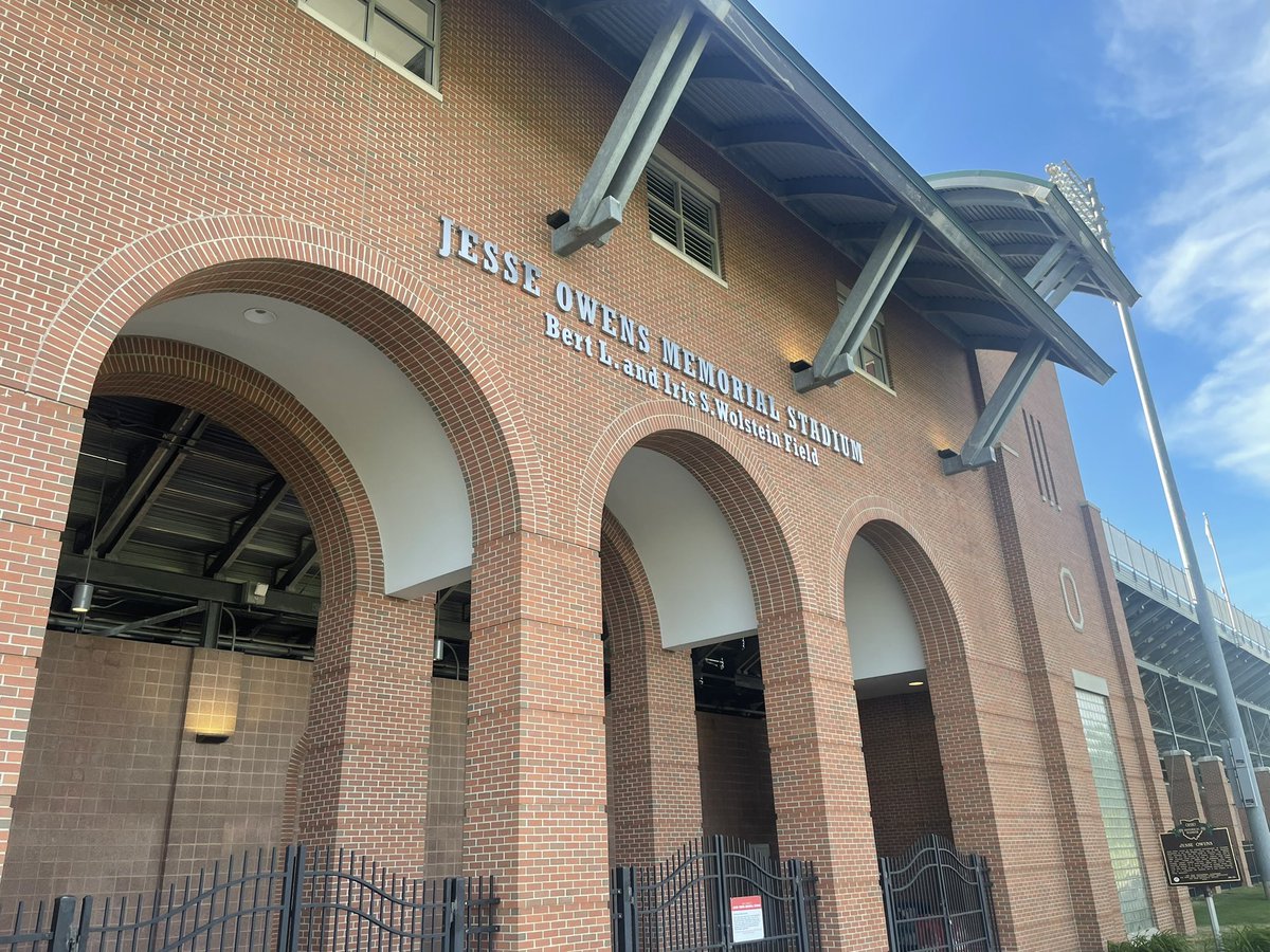 I’m back at Jesse Owens Memorial Stadium for the #OhioSpecialOlympics. Stay tuned for photos of todays events <a href="/OHMileSplit/">MileSplit Ohio</a>