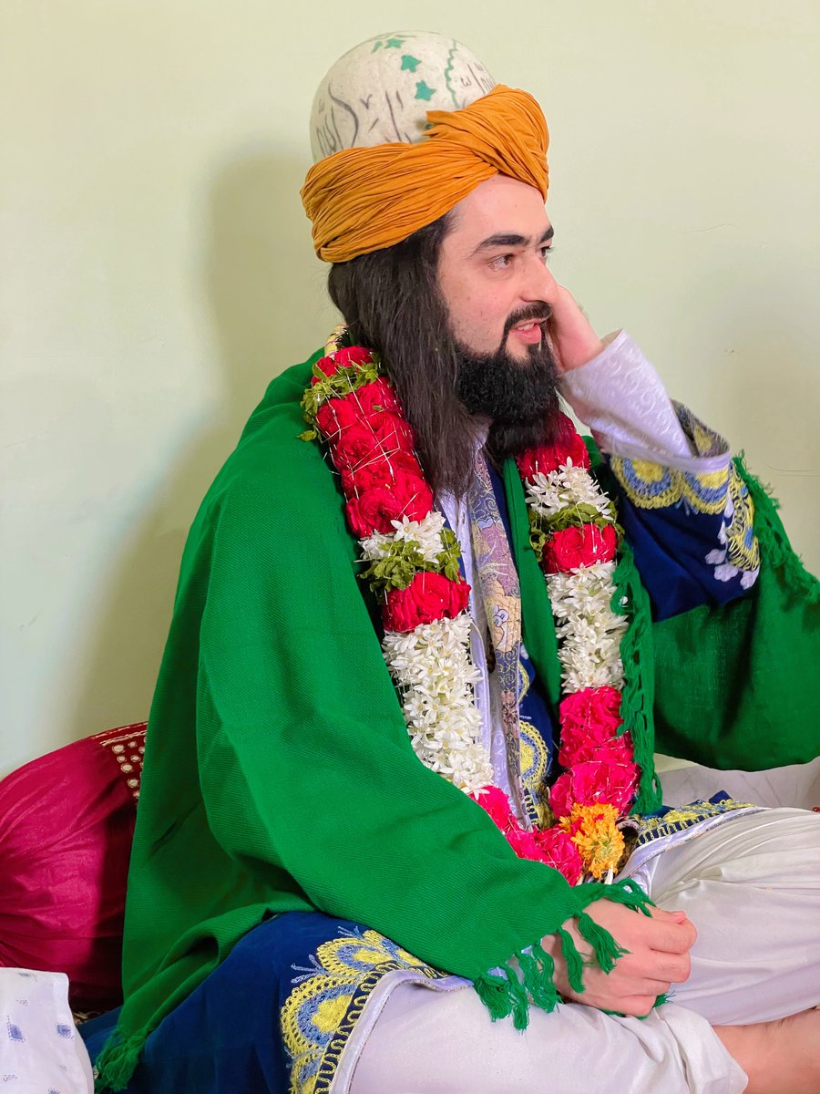 ZarifBabaa's tweet photo. Khwaja Zarif Baba
Syed Zarif Chishti
Zinda Wali, Sufi Saint, Leader Of Chishti Sisila
Zarif Chishti
Zarif baba
Khwaja Garib Nawaz Moinuddin Chishti Ajmer Sharif Ka Dada Murshdi ke Aulad se 
⁦#ZarifBaba⁩ #SyedZarifChishti⁩ ⁦#KhwajaZarifbaba
👑ज़रीफ बाबा 🌹 ZARIF BABA 🌹 https://t.co/WVtLKJBt60