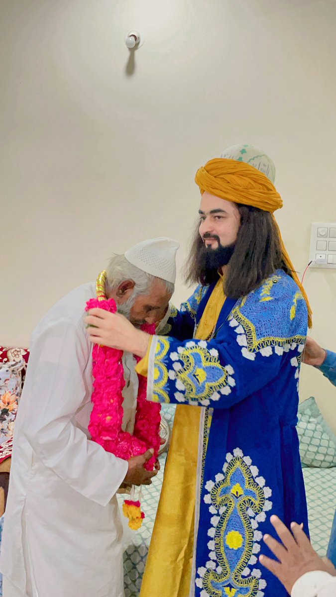 Baba_Zarif's tweet photo. Khwaja Zarif Baba
Syed Zarif Chishti
Zinda Wali, Sufi Saint, Leader Of Chishti Sisila
Zarif Chishti
Zarif baba
Khwaja Garib Nawaz Moinuddin Chishti Ajmer Sharif Ka Dada Murshdi ke Aulad se 
⁦#ZarifBaba⁩ #SyedZarifChishti⁩ ⁦#KhwajaZarifbaba
👑ज़रीफ बाबा 🌹 ZARIF BABA 🌹 https://t.co/GqDGWKZLED