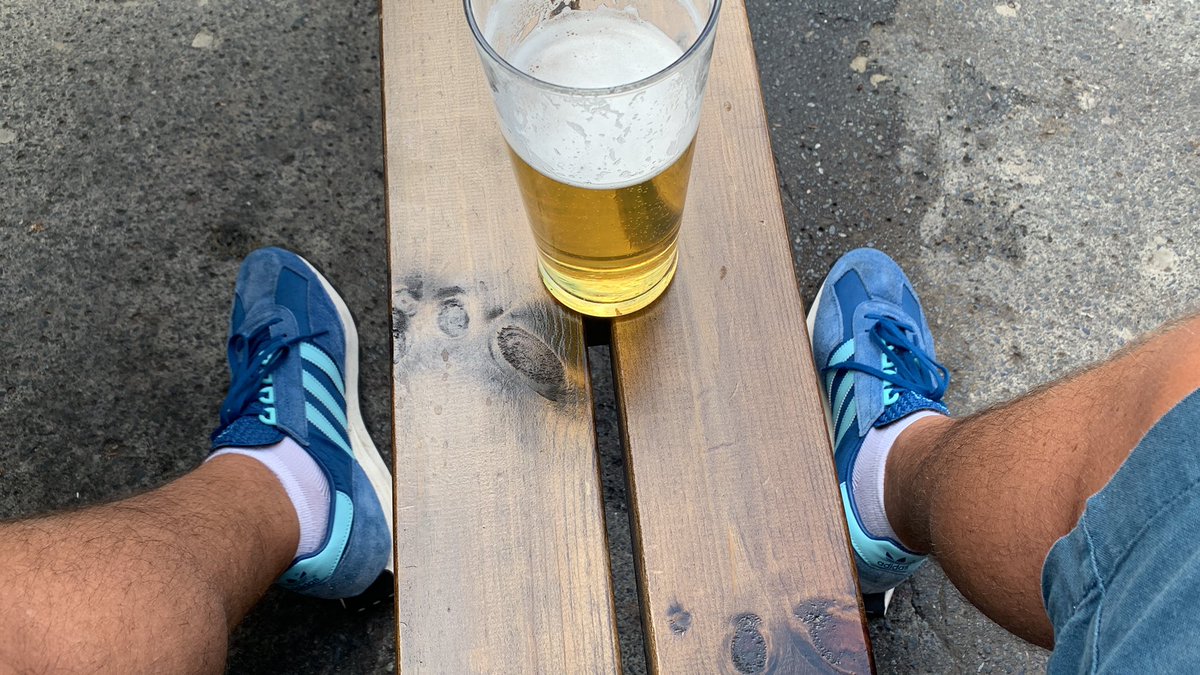 ukb00tlegs's tweet photo. #ShareYourStripes #adifamily #racing1 https://t.co/jQvNC8de5A