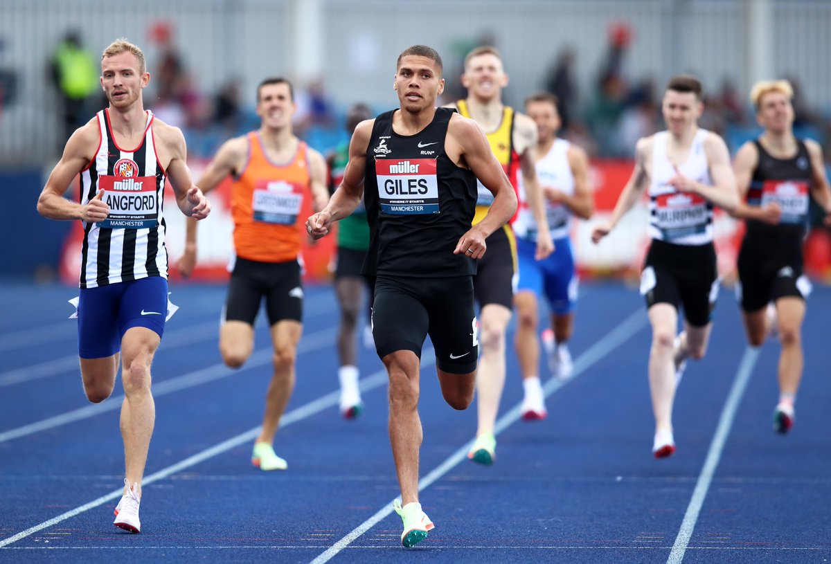 BritAthletics's tweet photo. No hanging about in the men's 800m heats.

1⃣⏩ @jamiewebb800, @BenPattison7 
2⃣⏩ @ElliotLeviGiles, @KyleLangford_96
3⃣⏩ @MaxBurgin3, Daniel Rowden
⚡️⏩ @SamReardon4, @albotterill
 
They return tomorrow at 16:35, penultimate final of #MullerUKChamps! https://t.co/ZQYgYzrtfI