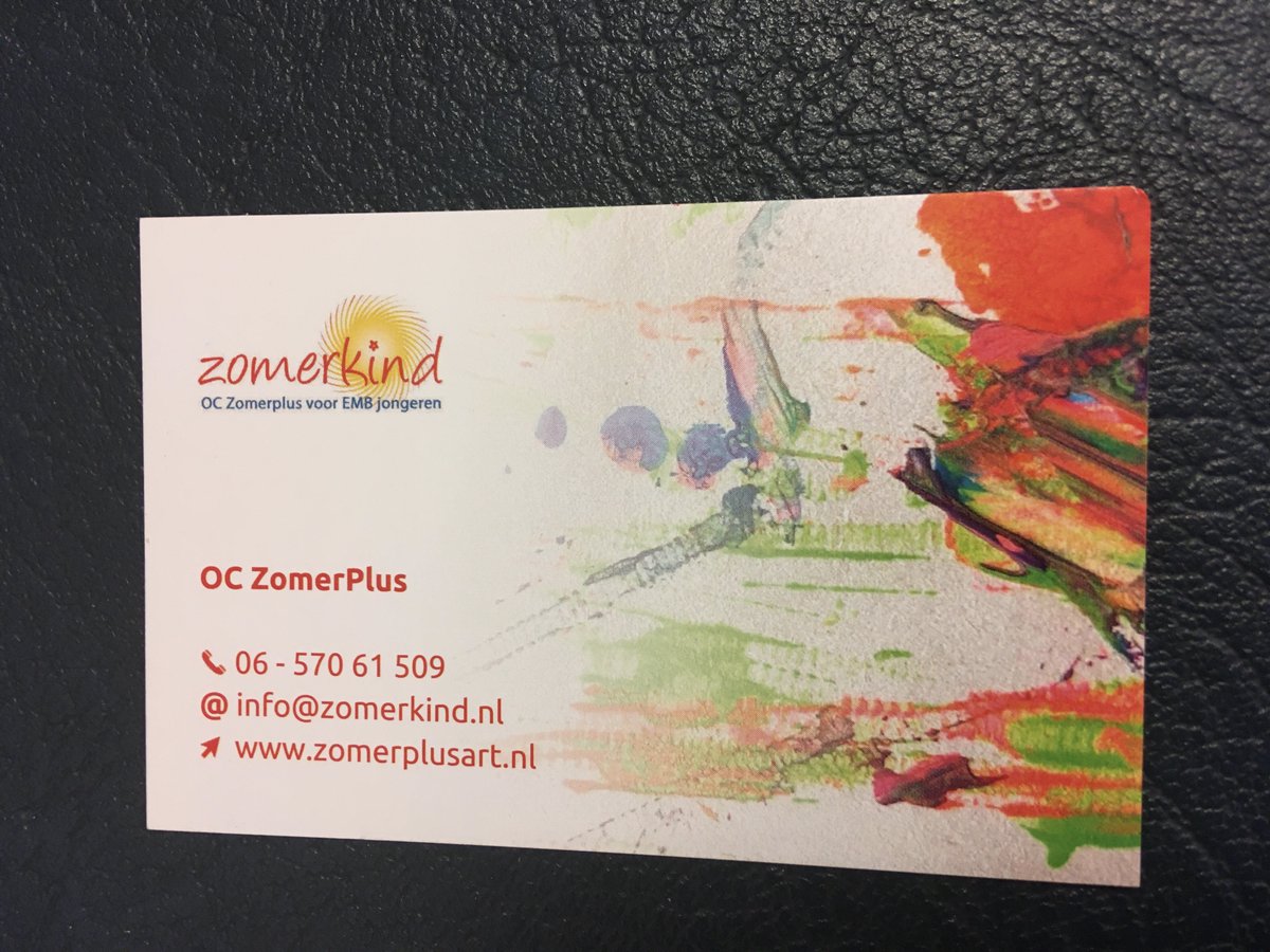 RvdBrom's tweet photo. Vanmiddag de opening door wethouder @Paul_Boogaard van de nieuwe expositie in de bibliotheek in #NieuwBeijerland. Allemaal schilderijen gemaakt door kunstenaars uit het dorp. Ook de kunstenaars van de 18+ groep van @zomerkindHW doen mee, Wouter mocht helpen met de opening. https://t.co/VuKJQQuDWH