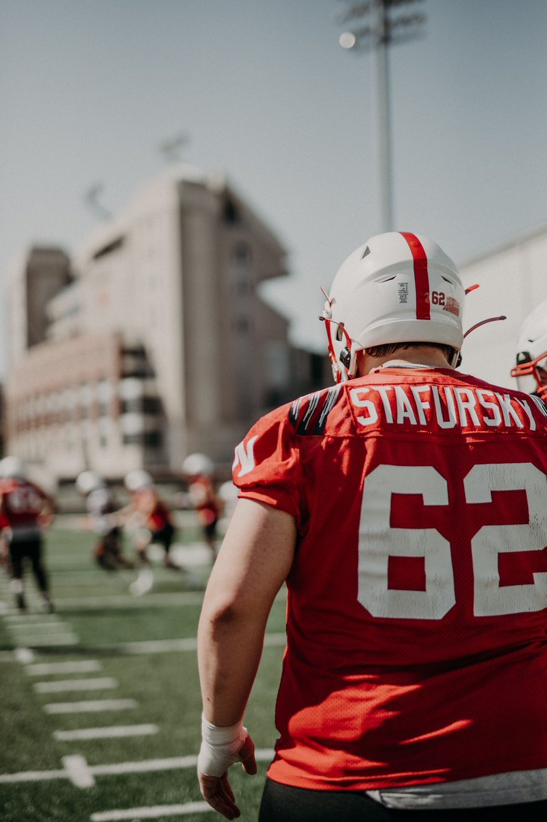 Austin2Jacobsen's tweet photo. 62 DAYS UNTIL HUSKER GAMEDAY!

A dominant guard in the early 90s, Ken Mehlin was a walk-on who dominated for the #Huskers Pipeline. 
This year's #62 is sophomore O-Lineman from York Noah Stafursky. 

Who's your favorite #62 in #Husker history? https://t.co/o0PvrPhW1S
