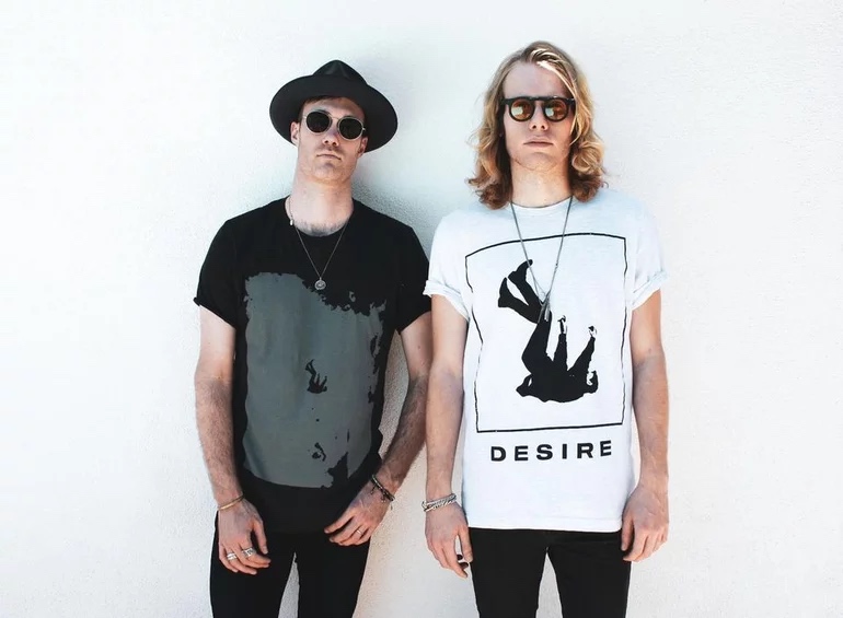 onrepeatmusic's tweet photo. 🎧 “Time &amp; Time Again” 
🗣 @Bobmosesmusic
🇨🇦 Vancouver
🔊 #deephouse
📆 2021
—————————— 
📼 https://t.co/4awjHQ1oq8
——————————
#onRepeat #newMusic #musicMatters

#onRepeat2022 playlists here:
Apple Music: https://t.co/TZEmtYR5YU
Spotify: https://t.co/8kGJiXTWHY https://t.co/o1EcJMISa1