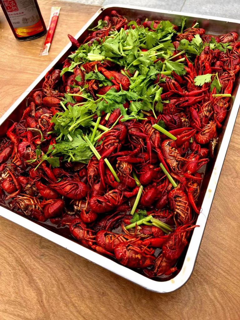 SusanMo9's tweet image. Good company with good products #socks